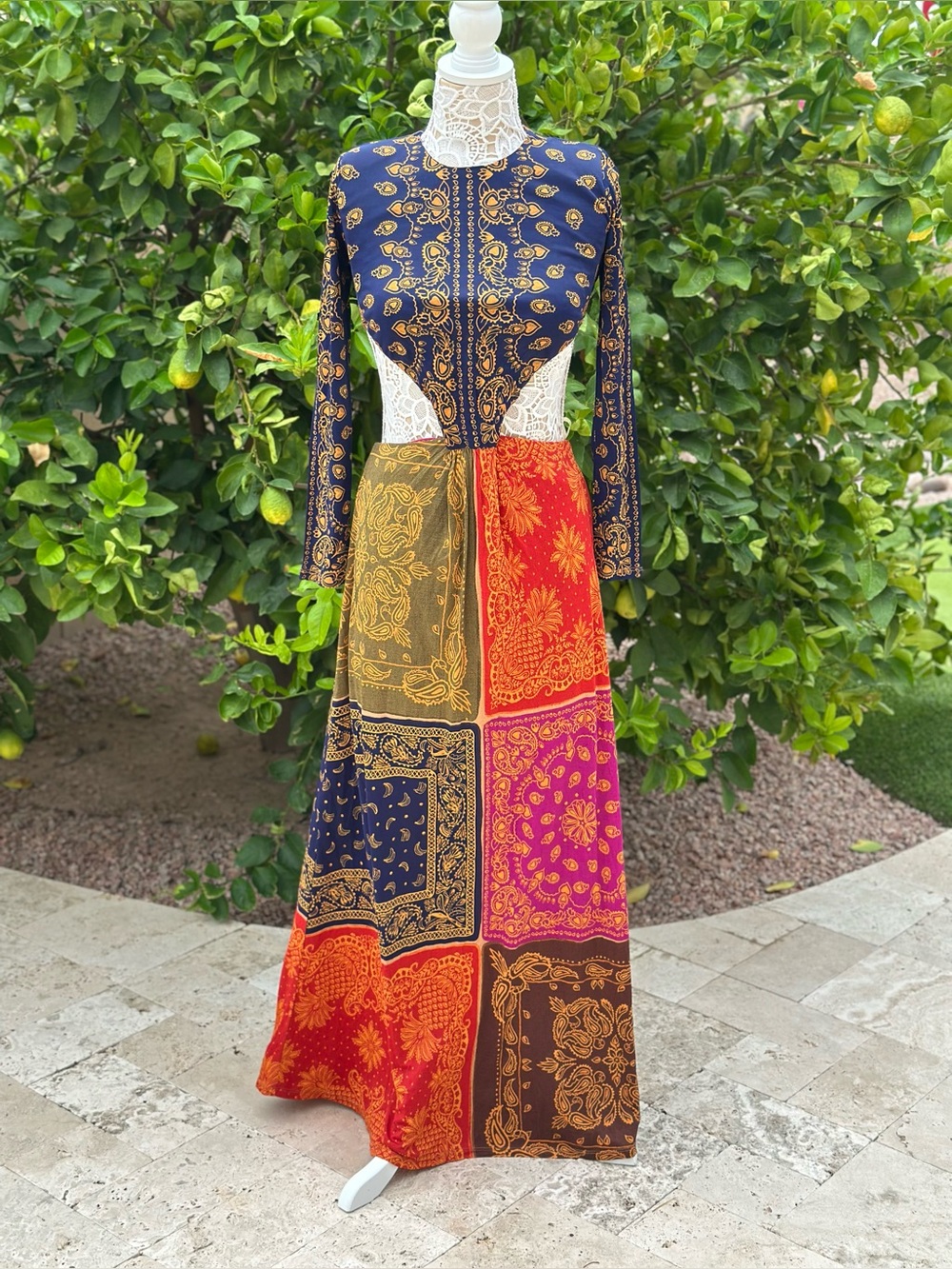 Multicolour Bandana Dream Cut-Out Maxi-Dress by FARM RIO size xs